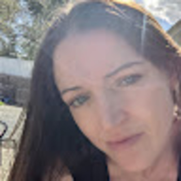 angela8378